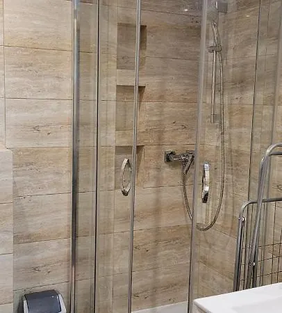 Apartamento Tlc Cracow *