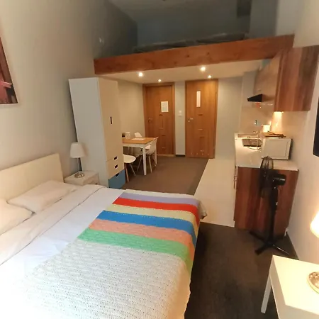 Tlc Cracow * Cracovie